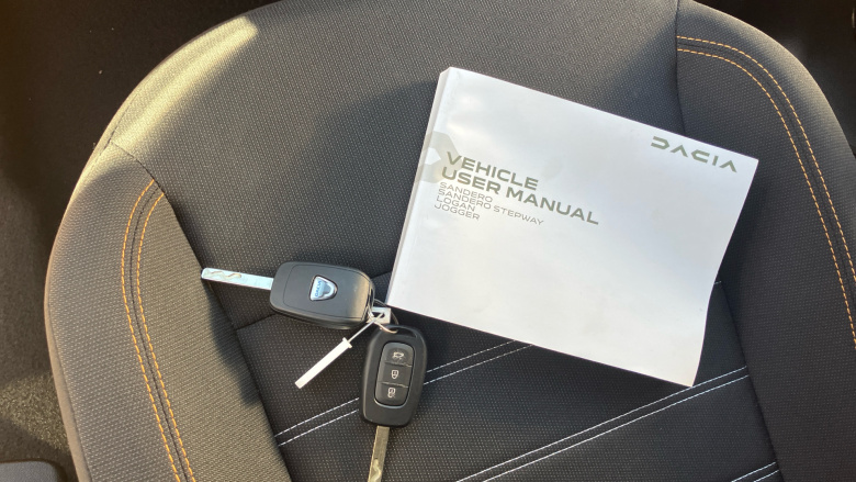 Dacia Sandero Stepway 1.0 TCe Essential 5dr Petrol Hatchback